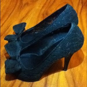 Chinese Laundry bow lace heels 6