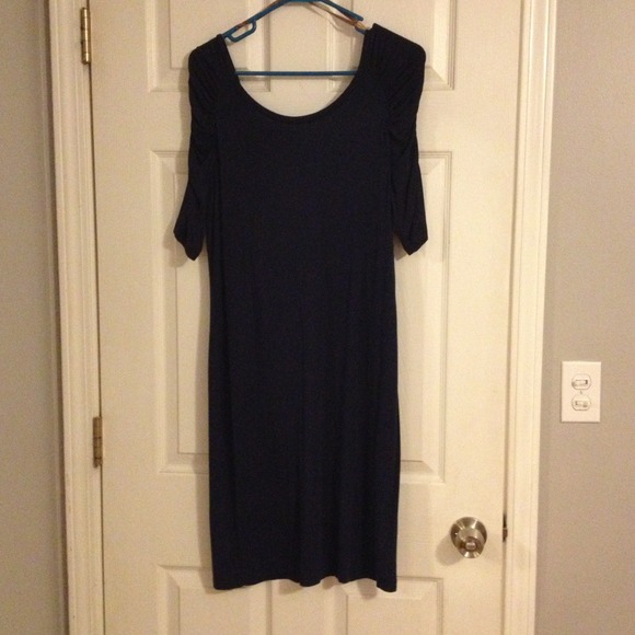 SOLD!!!! Navy dress - Picture 1 of 3