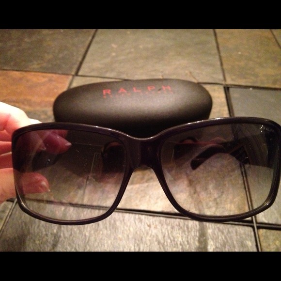 🔷Reduced🔷 Authentic Ralph Lauren Sunglasses - Picture 3 of 4