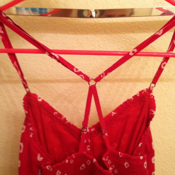 NEED TO SELL NOW! CUTE SUMMER DRESS!! 👗 - Picture 3 of 4