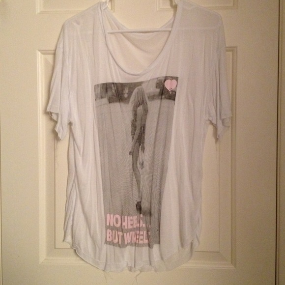 ❌ RESERVED 💜❌Brandy Melville Top 💜