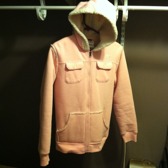 NORTH FACE!!