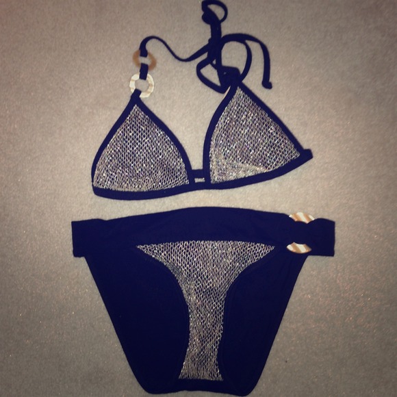 Guess Bathing Suit Size XS - Picture 1 of 3