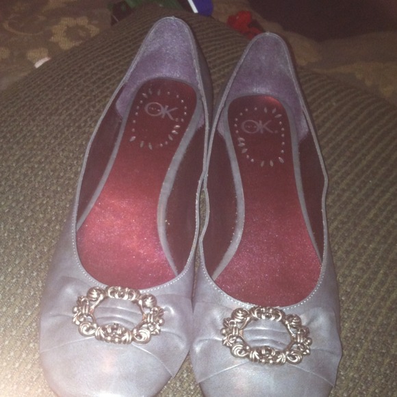 🎀Sold🎀Flats - Picture 2 of 2