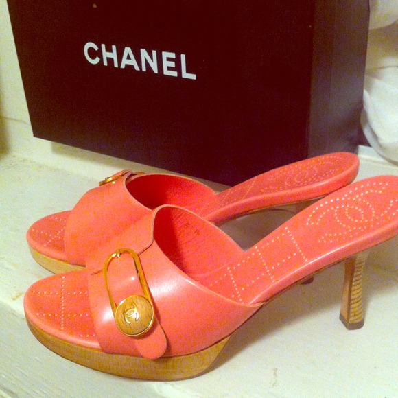 Chanel Pink Leather Wood Platform Mules