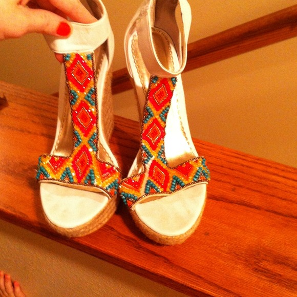 Bebe wedges