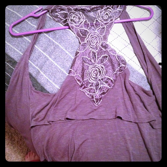 Gray, razor-back cardigan with a flower detail!