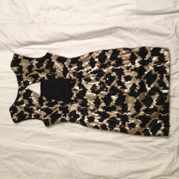 Sequin SOLD - Picture 2 of 3