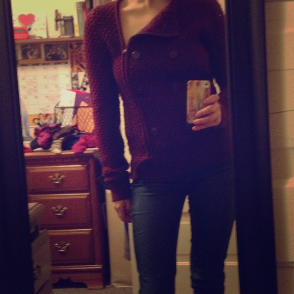 Burgundy knit side zip sweater