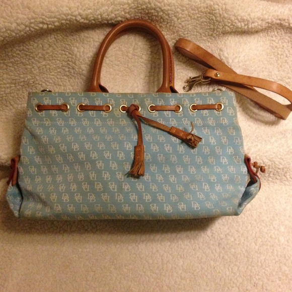 Authentic Dooney Bourke - Picture 1 of 2