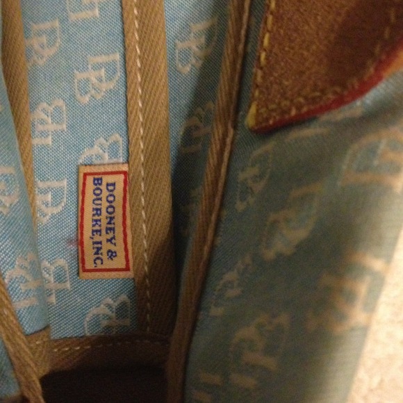 Authentic Dooney Bourke - Picture 2 of 2