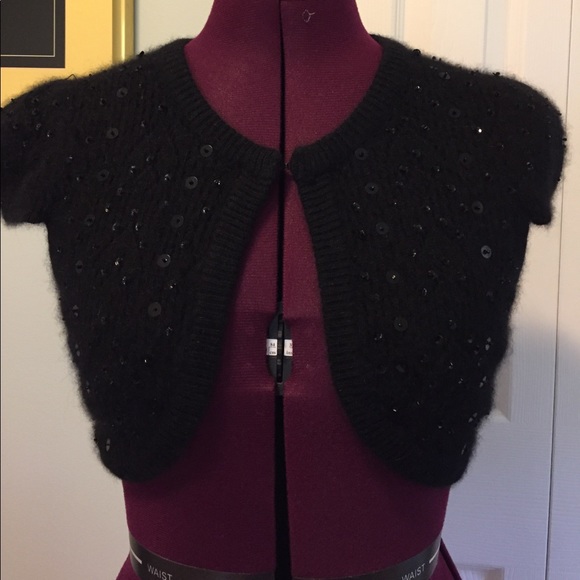 Black sweater. Offers Welcome! - Picture 1 of 4