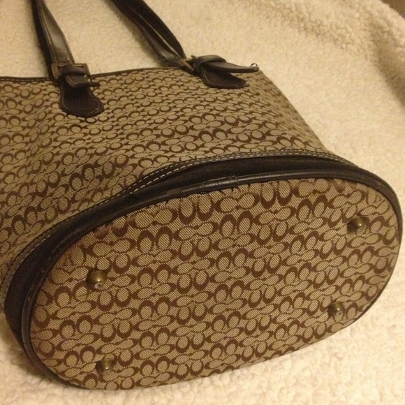 ❗REDUCED PRICED TO SELL❗Authentic Vintage Coach - Picture 4 of 4