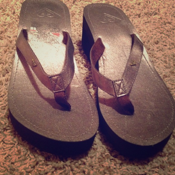 Bronzed Roxy Flips! - Picture 1 of 3
