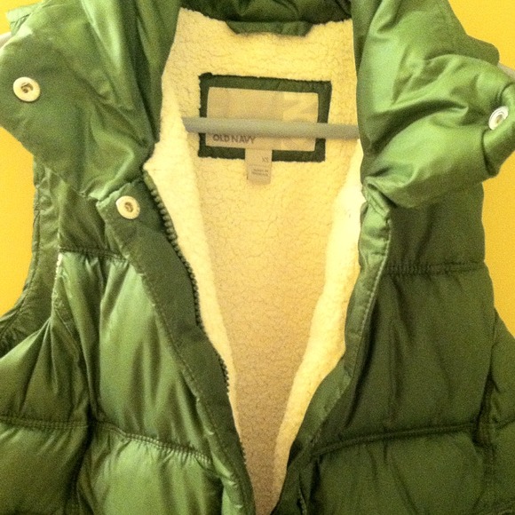 Old Navy vest worn Once - Picture 4 of 4