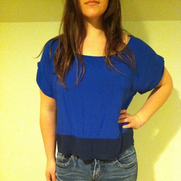 Dark/light blue color block shirt. - Picture 1 of 3