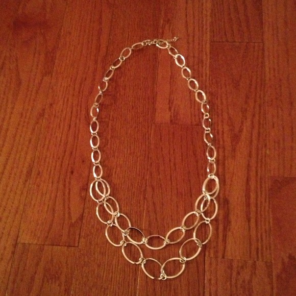 OVALS NECKLACE
