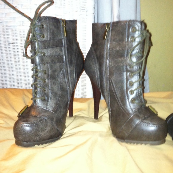 Boot heels - Picture 2 of 4