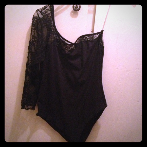 Cute Lace Arm Leotard