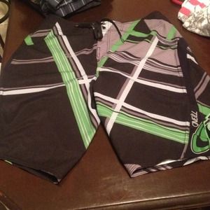 REDUCED O'neill size 32 mens bathing suit