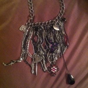 Express funky necklace