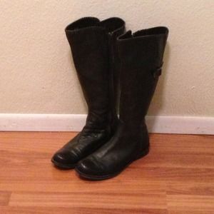 $180 Gabriella Rocha Leather Wide Calf Boots