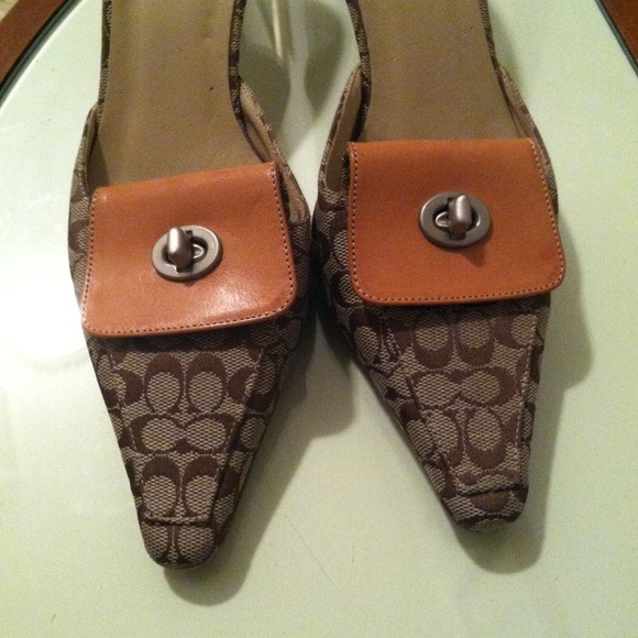 ⚡ReDUCED✂!Coach authentic slides - Picture 3 of 4