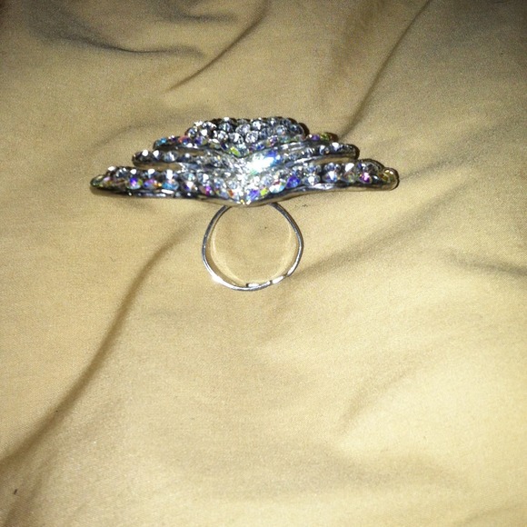 Heart Ring - Picture 4 of 4
