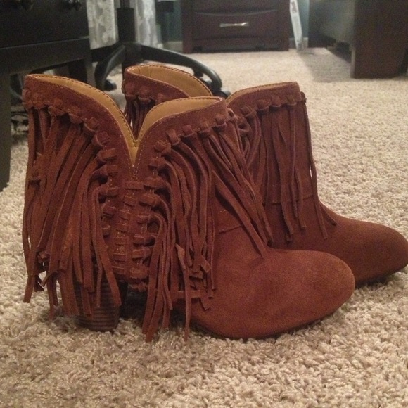 Sold   Nine West new in box brown fringe booties