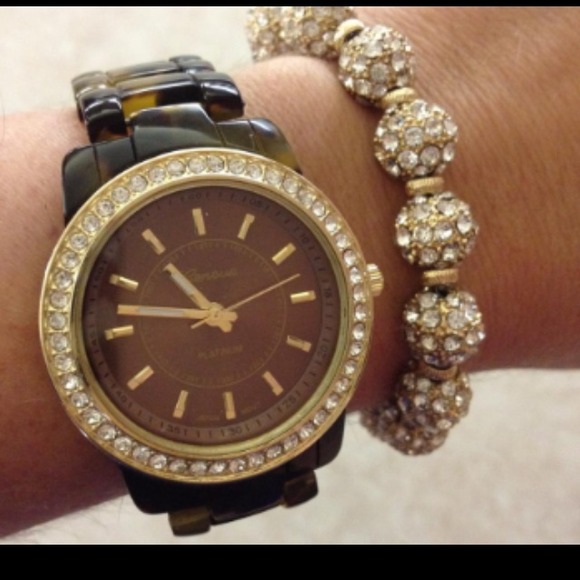 ❌TRADED: Brown w/ Rhinestone Faced Watch