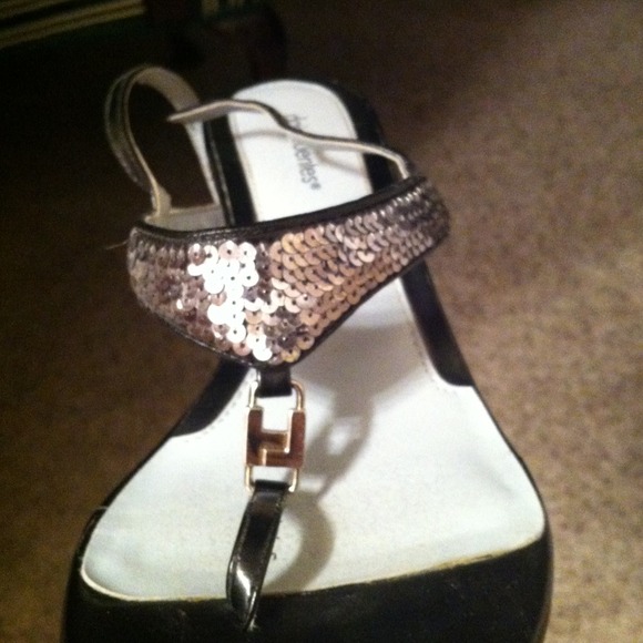 Shoes - Picture 3 of 3