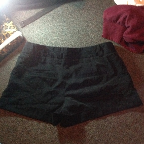 Shorts - Picture 2 of 3