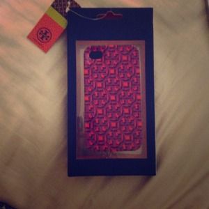 Tory burch iPhone 4/4s case!