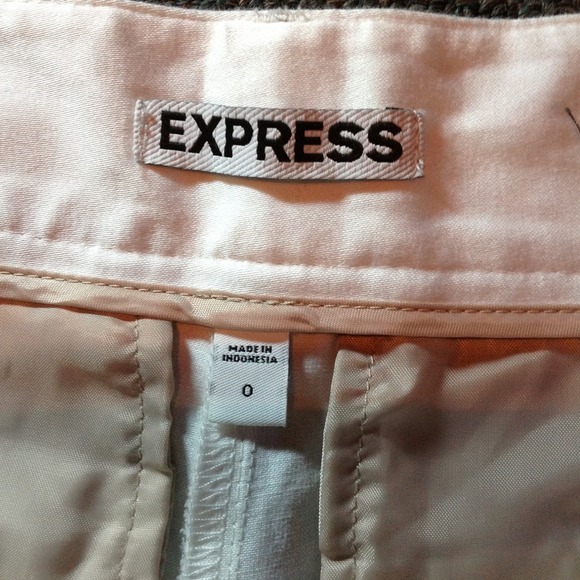 Shorts - Picture 4 of 4