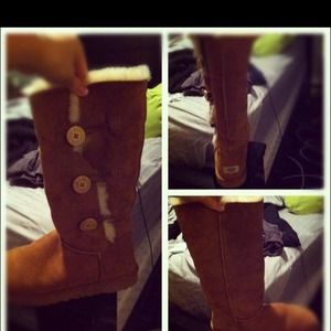 Bailey button uggs