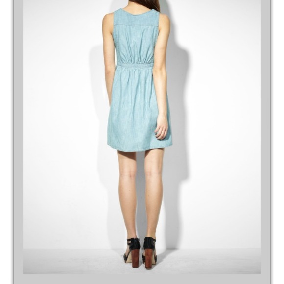 Dress - Picture 3 of 4