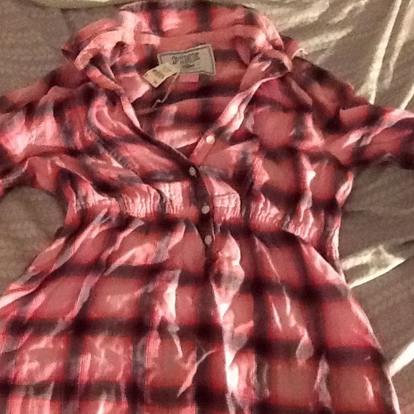 Pink and black plaid long shirt-- button up. 👍 - Picture 1 of 3