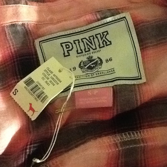 Pink and black plaid long shirt-- button up. 👍 - Picture 2 of 3