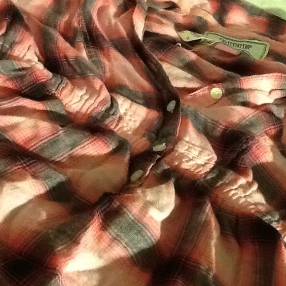 Pink and black plaid long shirt-- button up. 👍 - Picture 3 of 3