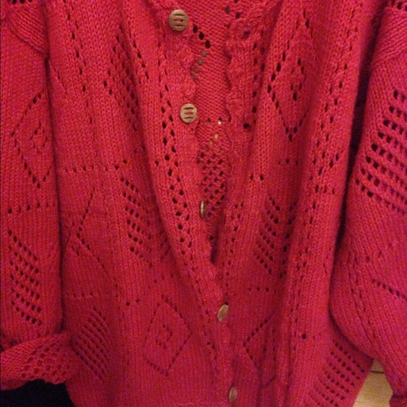 📦Sold!📦 Red Crochet Oversized Cardigan - Picture 4 of 4