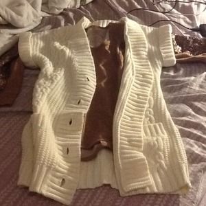 Off-white cardigan. knit. Button up. Long.