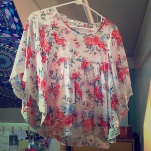 RESERVED. Floral top