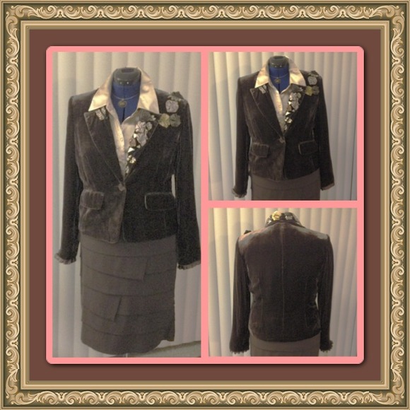 Brown velvet and silk blazer with ribbon rosettes.