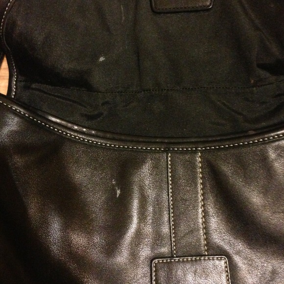 💟SOLD IN BUNDLE💟 Coach black hobo purse - Picture 2 of 4