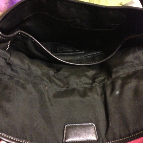 💟SOLD IN BUNDLE💟 Coach black hobo purse - Picture 3 of 4