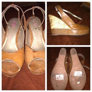 Torrid wedges size 10