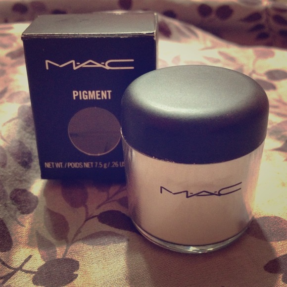 Mac pigment in pink opal (full container)