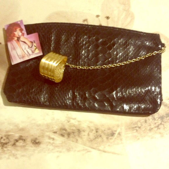 Bracelet clutch!✨