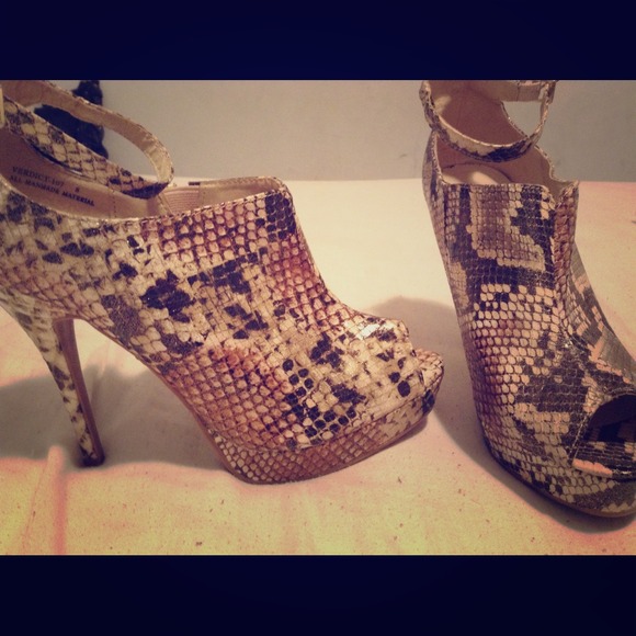 Heels!