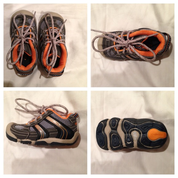 Boys shoes size 4-5... Never worn without boxes